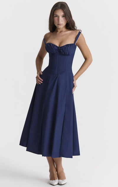 Ariane Dress – Corseted Elegance