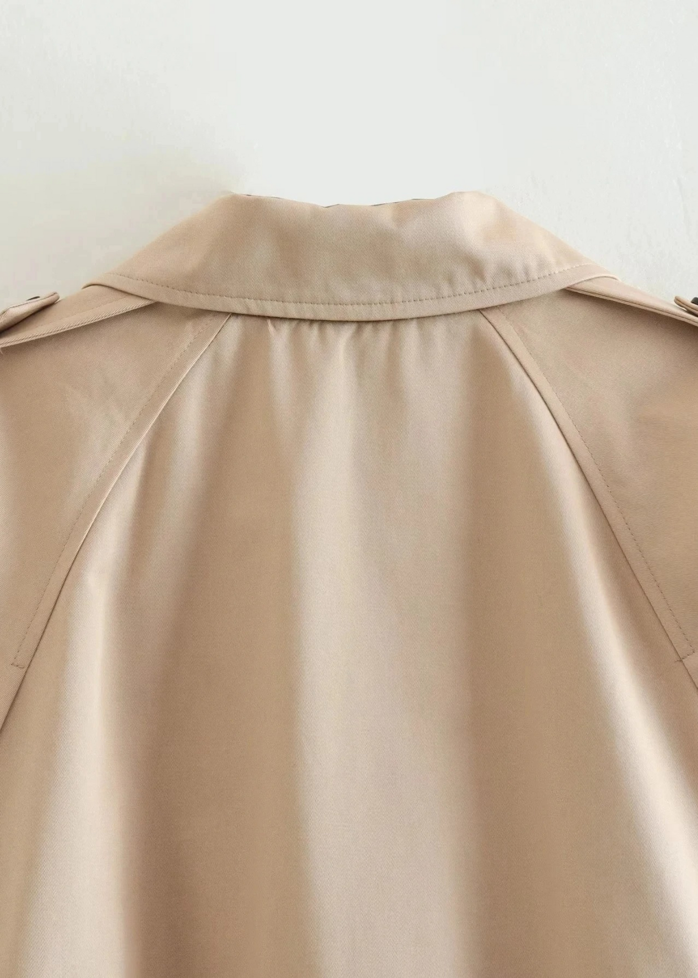 Belted trench coat – Sand beige