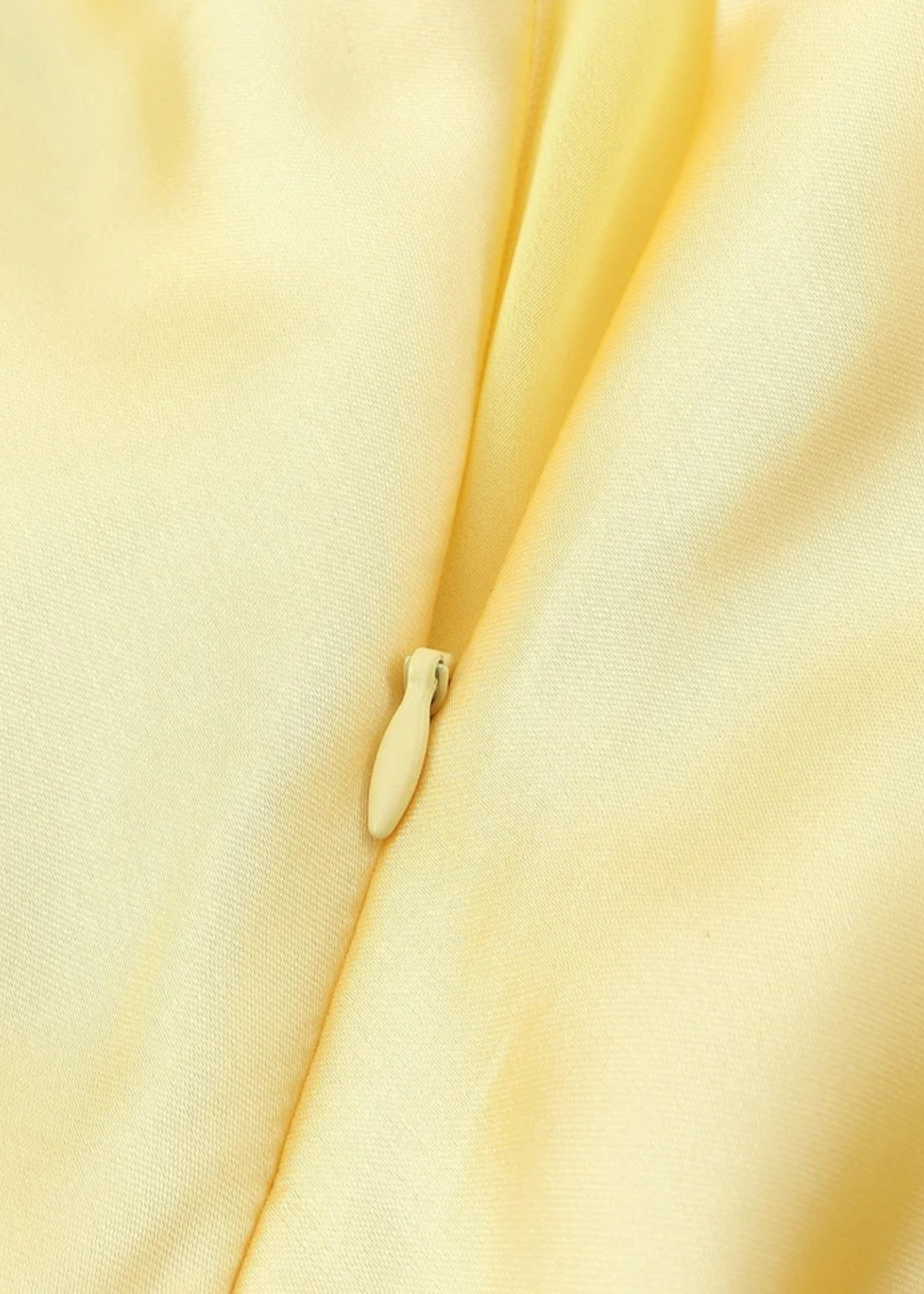 Rochie lungă din satin – bretele subțiri