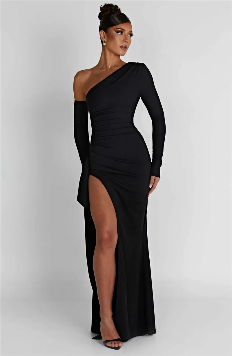 Luna Dress - Chic and Trendy Fitted Cut Dress for Evenings and Outings